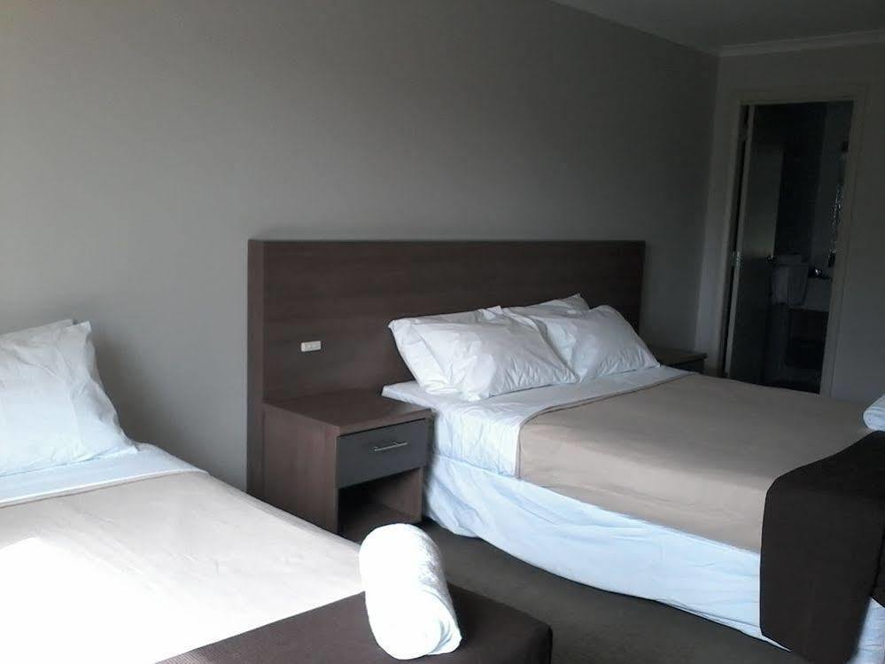Coro Club Motel Griffith Bagian luar foto